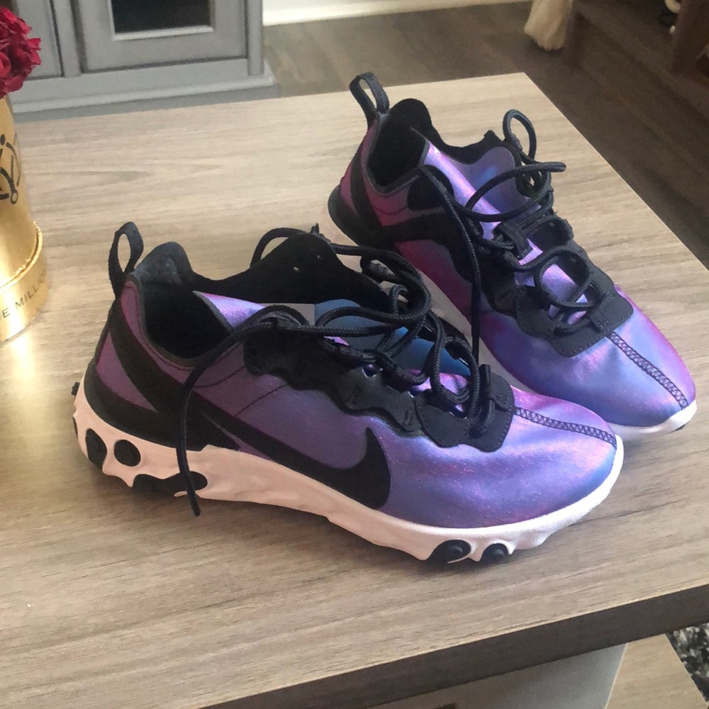 Nike Women’s React Element 55 Premium - image 2
